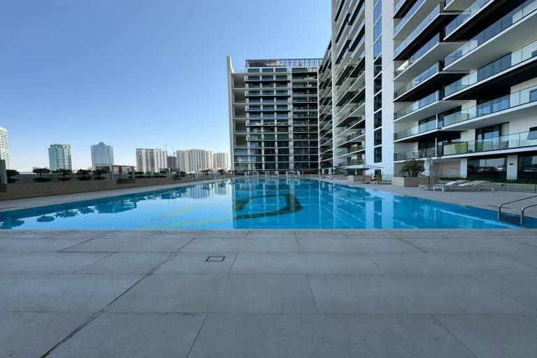 House  Jumeirah Village Circle
