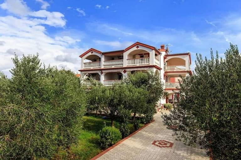 Resort  Zaton