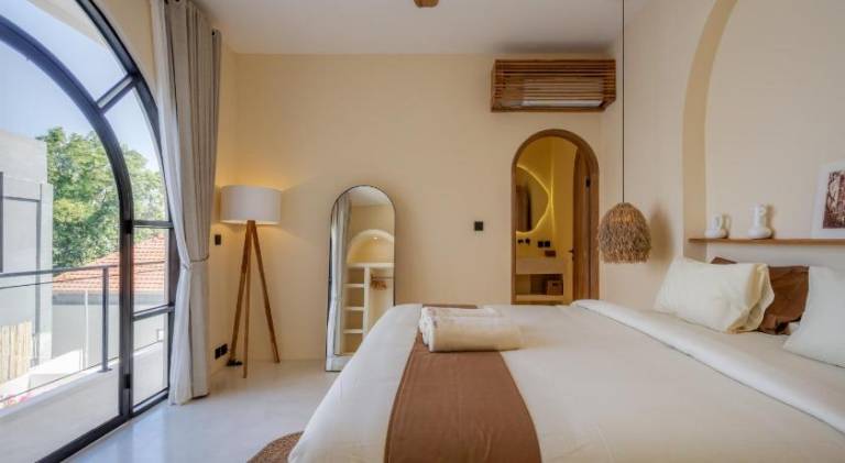 Family-oriented villa with terrace, yard & private pool | Perfect for remote work | Dogs allowed — photo 2