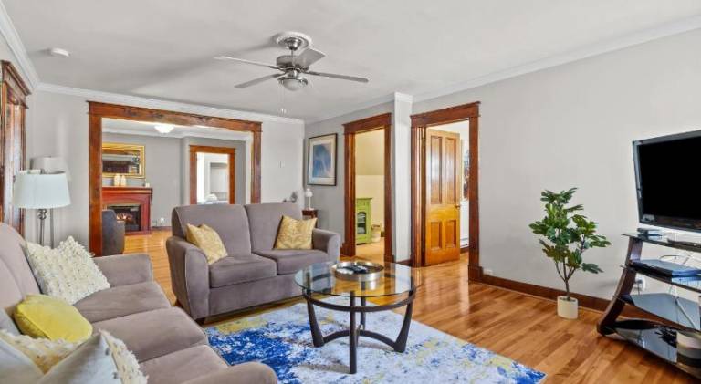 Spacious 3BR Parking Pet-Friendly in St. John's, NL