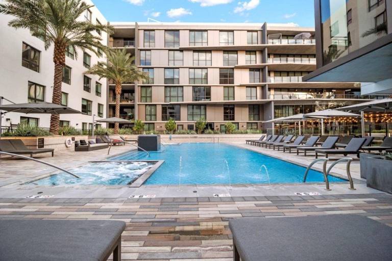 Beautiful serviced apartment with hot tub, BBQ & patio | Good for workation | Dogs allowed — photo 4