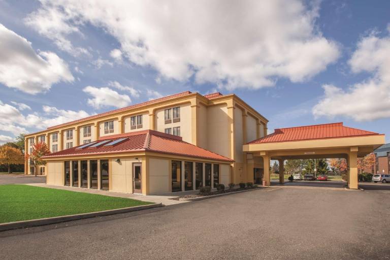 Country Inn & Suites by Radisson Canton near Hall of Fame