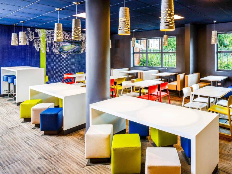 Ibis budget Manchester Salford Quays — photo 3