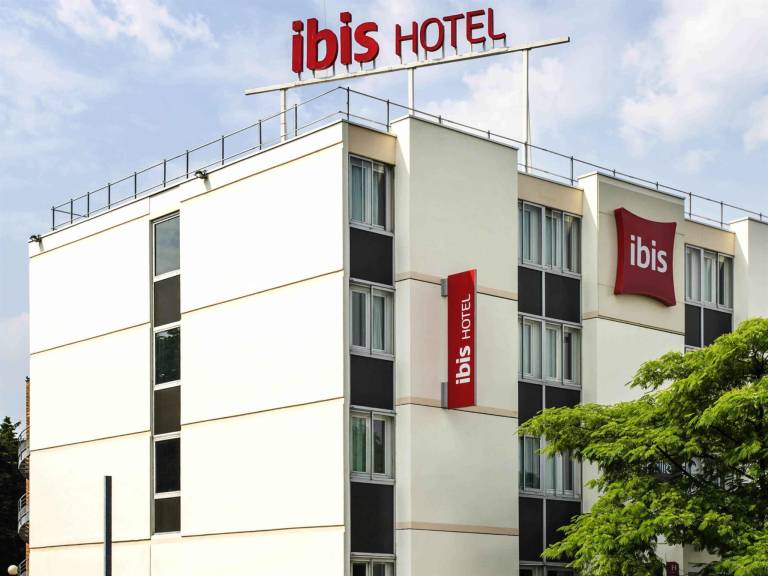 Ibis Saint-Denis Stade Ouest in Aubervilliers