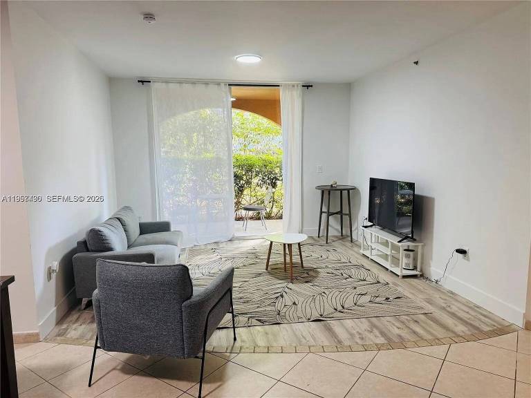 Apartment Aventura