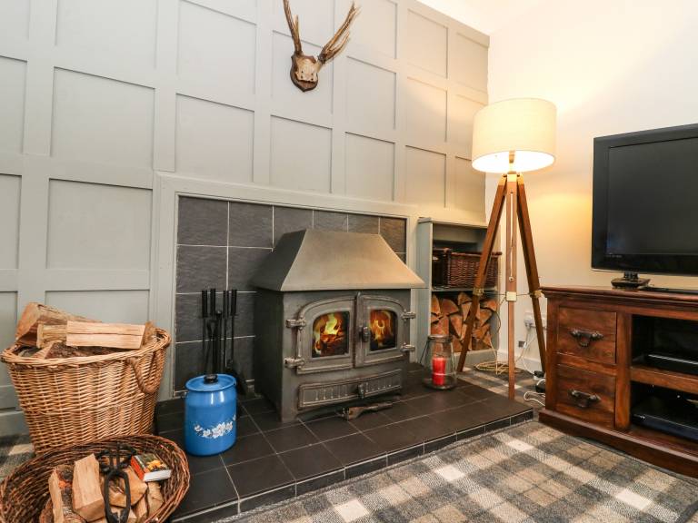 Child-friendly cottage with yard | Dogs allowed — photo 2