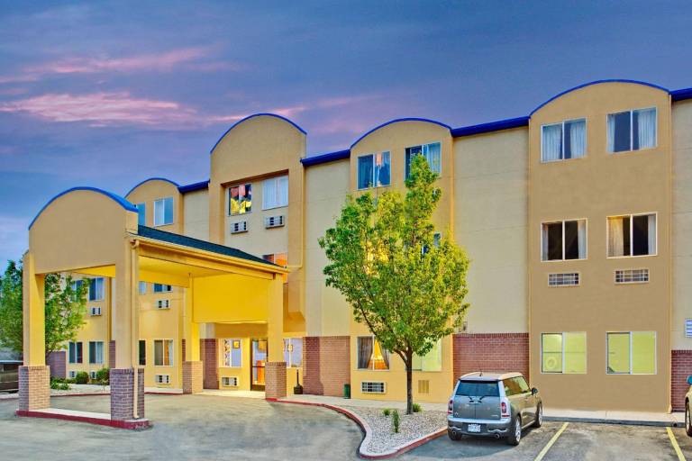 Days Inn by Wyndham Lehi — photo 5