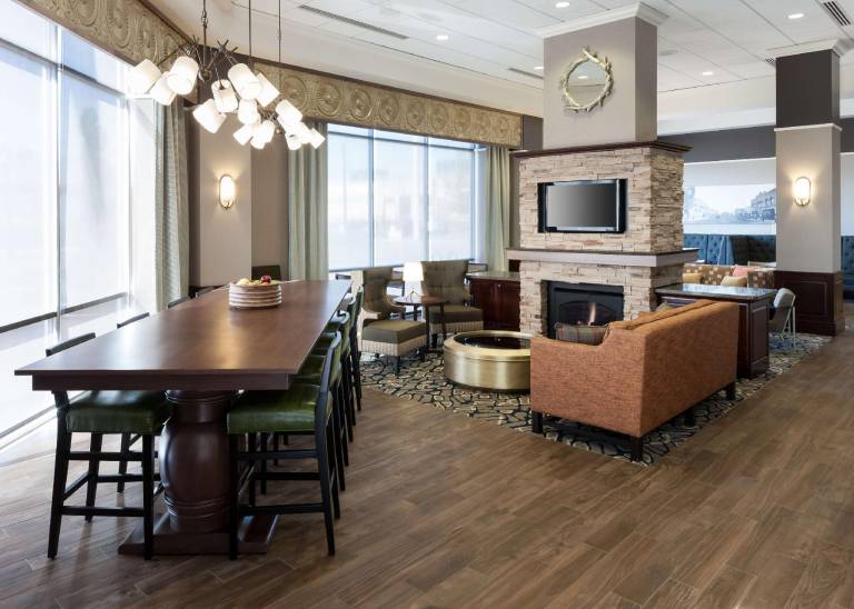 Hampton Inn & Suites Boise-Downtown — photo 2