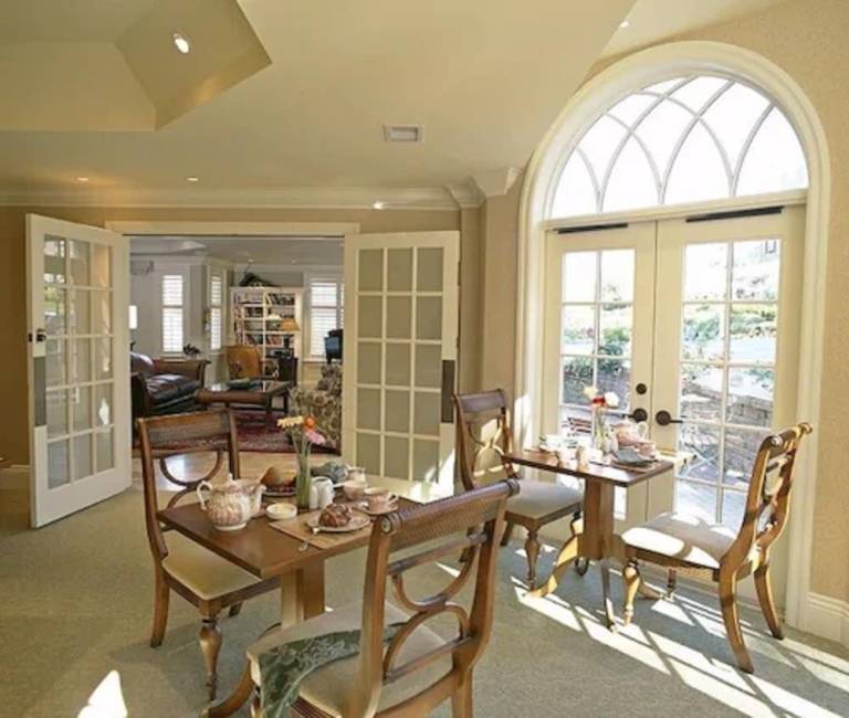 Harbour House — photo 3