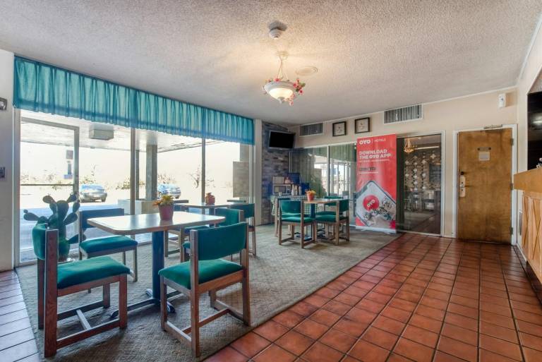 OYO Hotel Brownwood Hwy 67 — photo 5