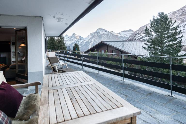 Apartment with patio & yard | Perfect for remote work — photo 3