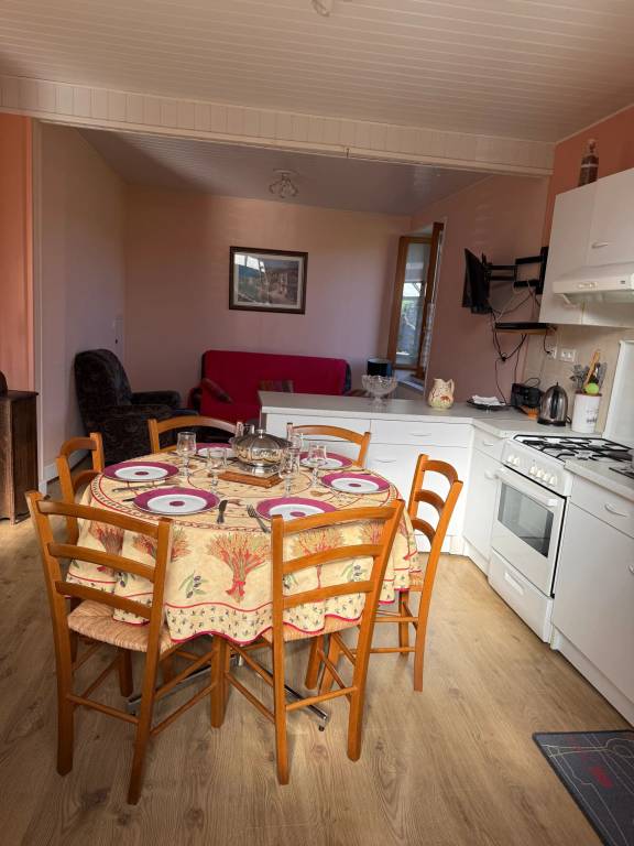 Vacation home with barbecue & terrace — photo 4