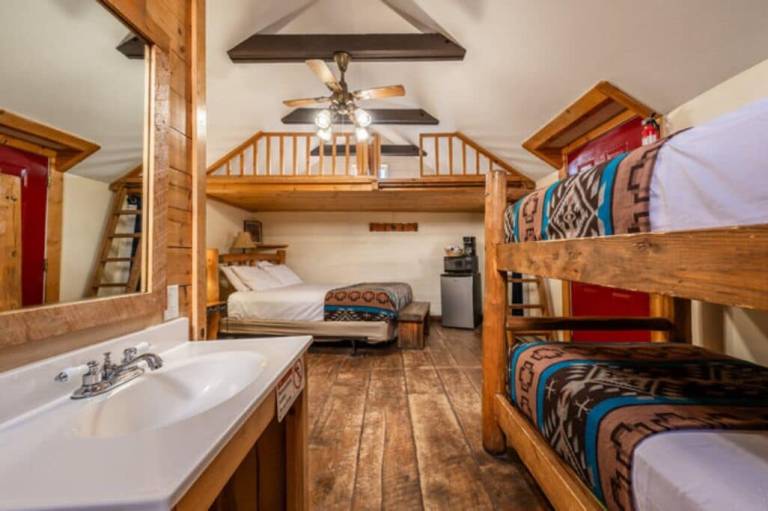 Cabin  Lake George