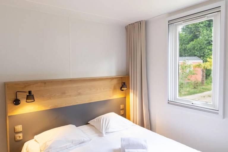 Family-oriented camping suite with sauna, jacuzzi & heated pool | Pets are welcome — photo 3