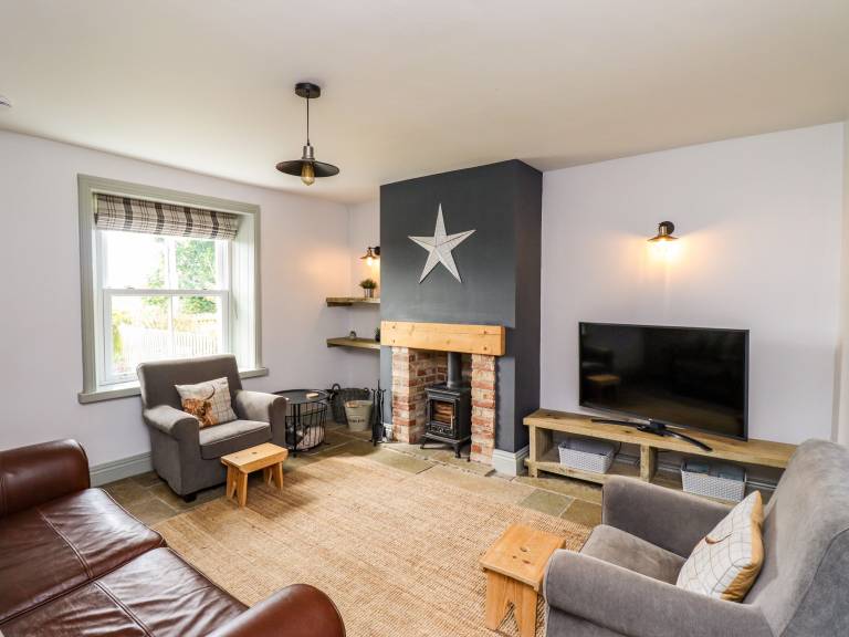 Child-friendly wonderful cottage with terrace & yard | Pet-friendly — photo 5