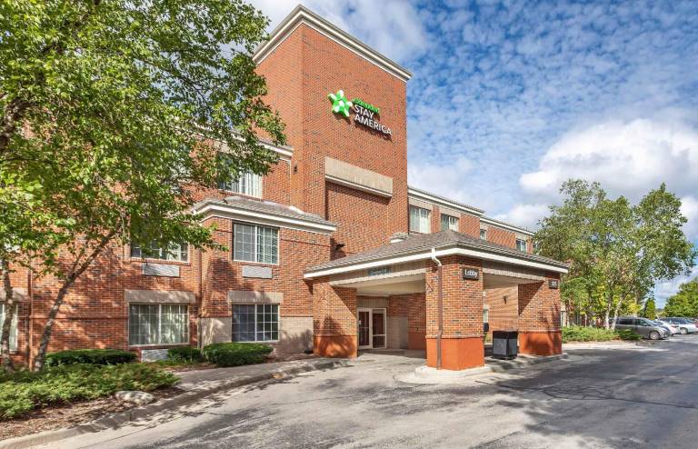 Studio 6 Extended Stay Milwaukee Brookfield WI — photo 2