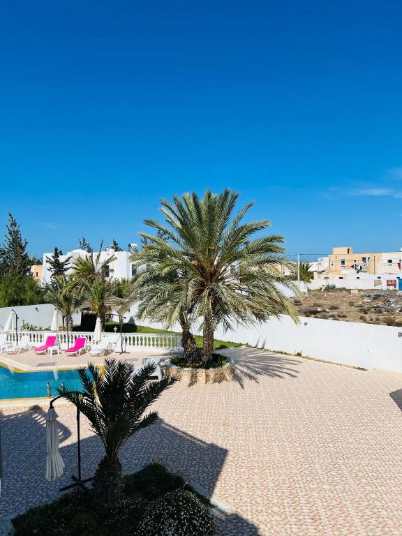 Nice rental apartment with pool, terrace & garden | Pets are welcome — photo 5