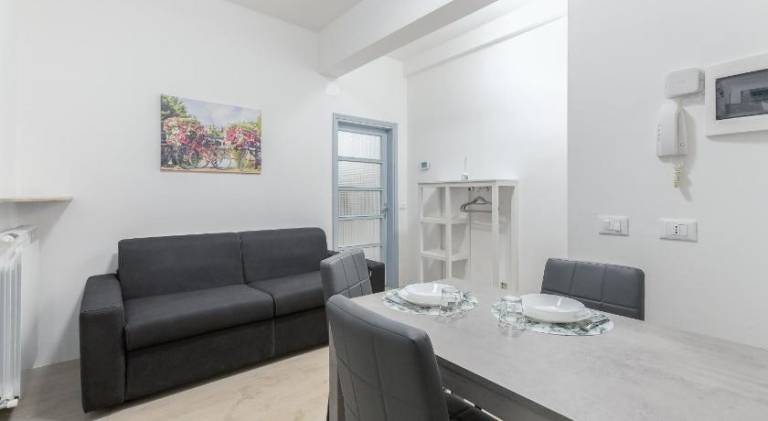 Rental apartment | Next to Fontana del Delfino | Pet-friendly in Bergamo