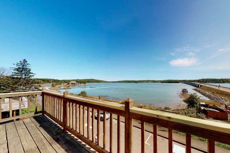 Condo  Wiscasset