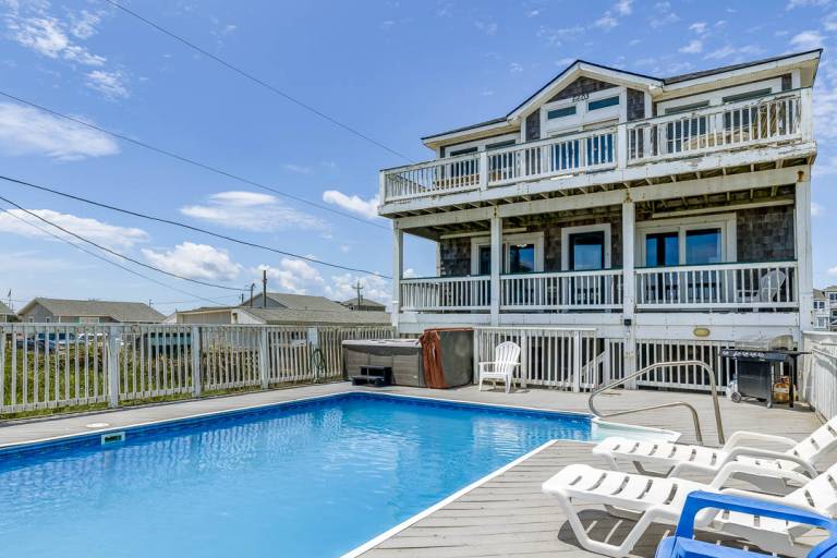 Ocean Paradise South Oceanfront Private Pool, Hot Tub, Dog Friendly Nags Head — photo 3