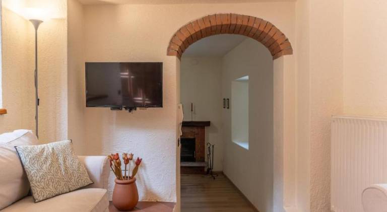 Nice holiday apartment | Pet-friendly in Orta San Giulio