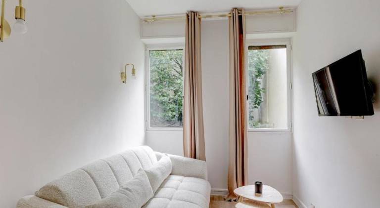 Rental apartment for 2 persons in Courbevoie