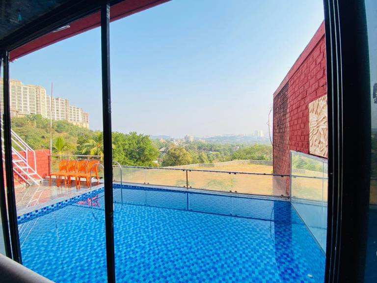 Villa  Versova Beach