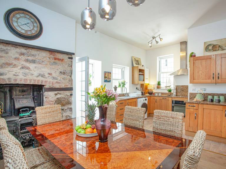 Cottage with garden | River view — photo 2