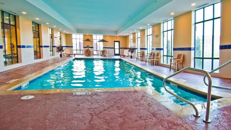 Hampton Inn & Suites Elk City — photo 2