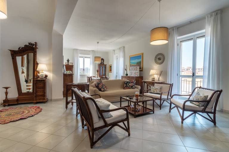 Apartment "Chicca Casa Vacanze" with Private Terrace & Wi-Fi — photo 3