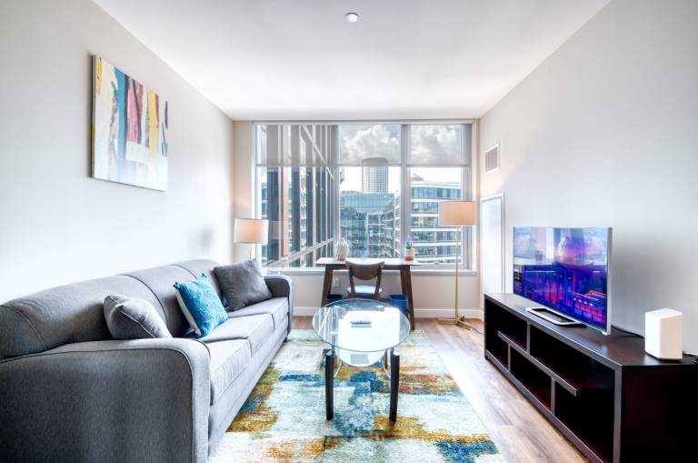 Child-friendly holiday apartment | Close to Long Wharf | Suitable for remote work | Dogs allowed — photo 2
