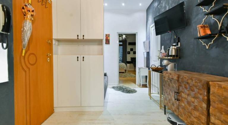 Lovely apartment with terrace | Near Alexander Nevsky Cathedral | Pets allowed — photo 2