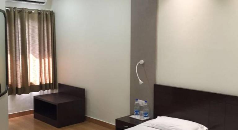 PAMPOSH GUEST HOUSE — photo 2