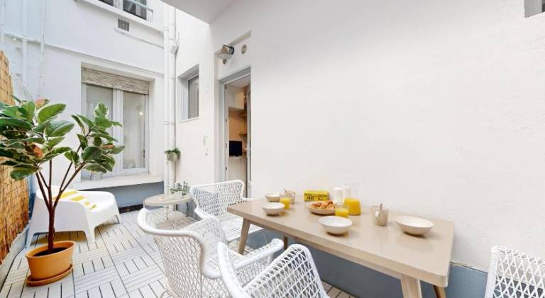 Apartment | Near Basilica of Saint-Sernin — photo 4