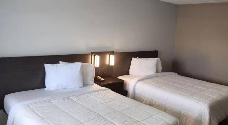 Royal Inn Hotel — photo 2