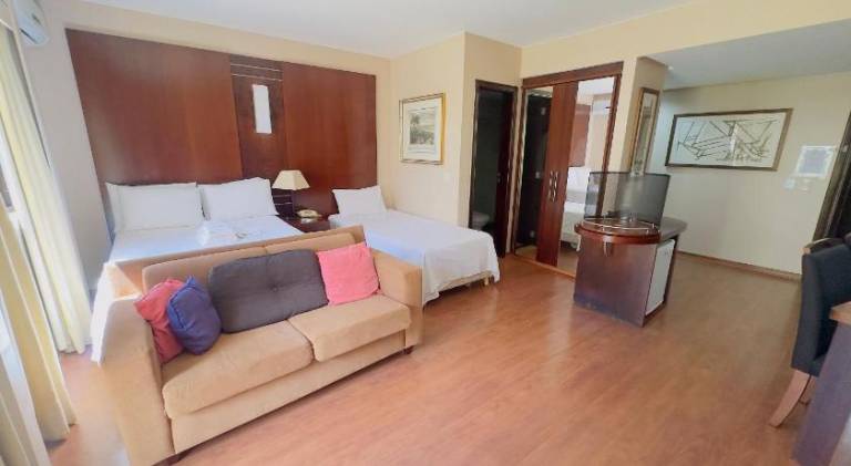 Apartment with pool | Suitable for remote work — photo 2