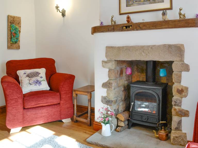 Children-friendly cottage with yard | Pets allowed — photo 2