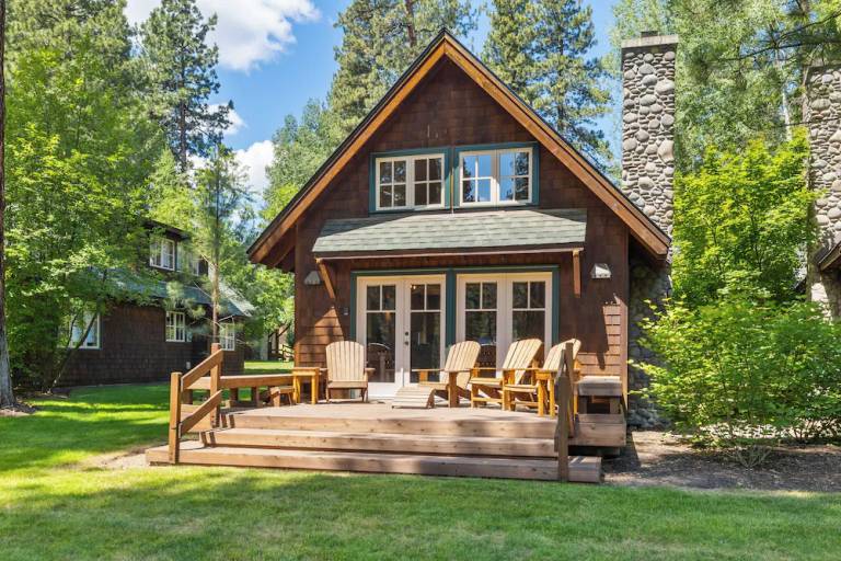 House Camp Sherman