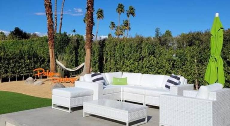 House with barbecue, private pool & jacuzzi | Perfect for remote work — photo 4