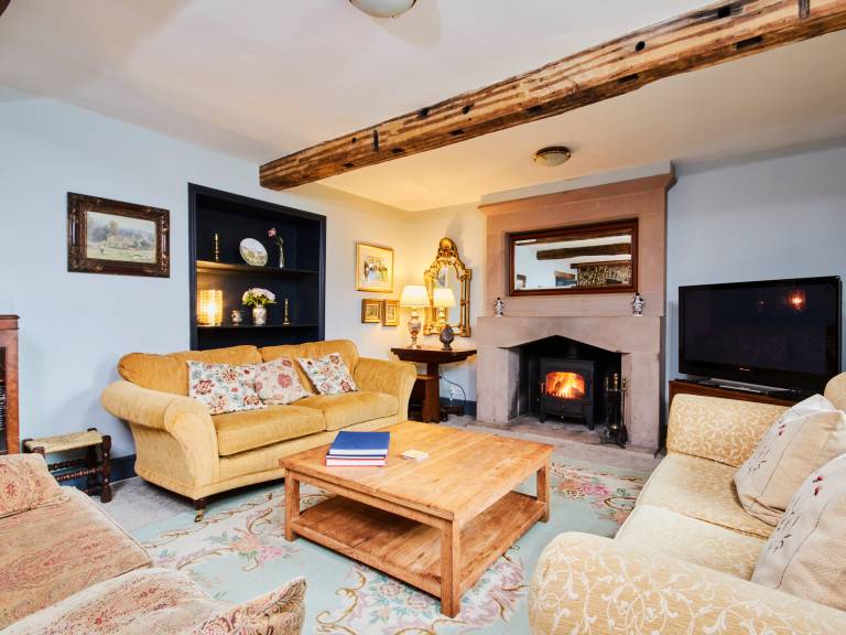 Family-friendly pleasant cottage with pool & garden | Pets are welcome — photo 3