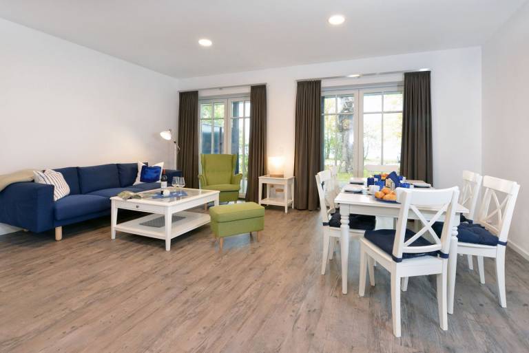 Ferienwohnung mit moderner Ausstattung, Terrasse und Meerblick in Ralswiek — photo 2