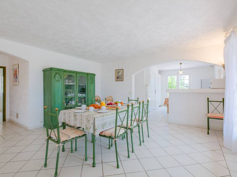 Fully equipped charming house with private pool, terrace & BBQ | Dogs allowed — photo 4
