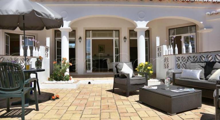 CASA BEACHCOMBER Le jardin des Arts — photo 5