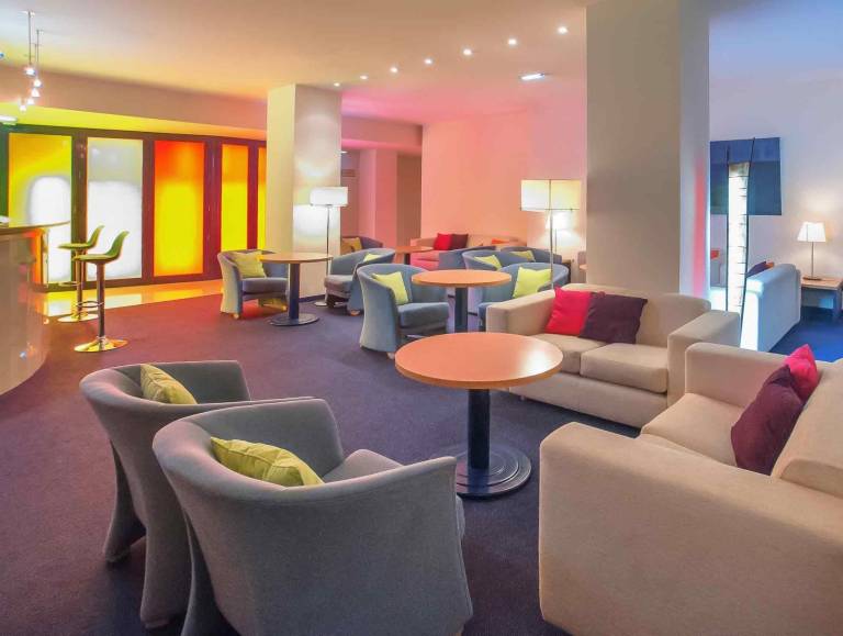 Ibis Styles Zaragoza Ramiro I — photo 3
