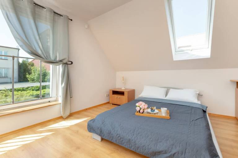 Rental apartment with garden — photo 2