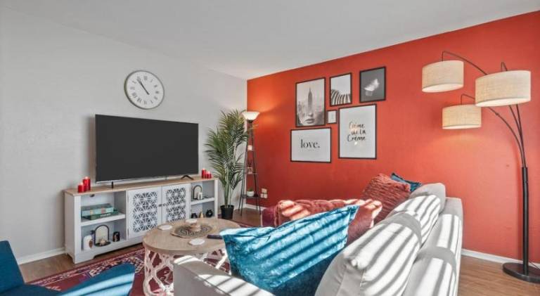 Passionate 2BD TCU Walkable in Fort Worth, TX