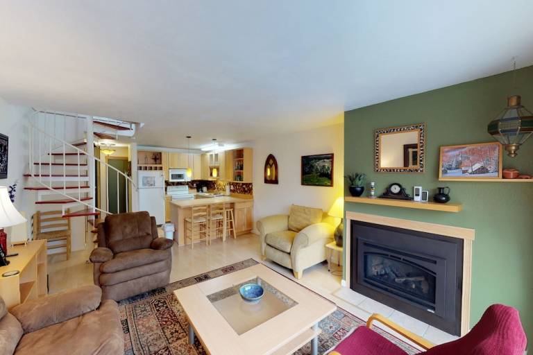 Condo Girdwood