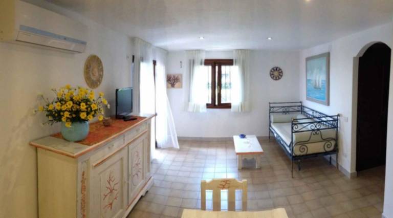 108_ Beautiful apartment on the beach, with swimming pool and parking. — photo 4