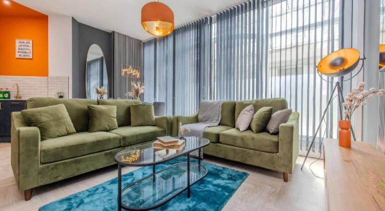 Perfect Holiday Apartment I 3 Bedroom I Next To Beach I Sleep 10 — photo 3