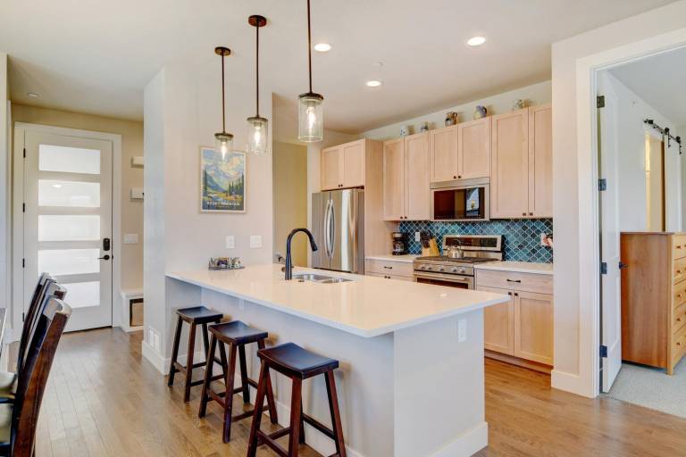 Family-oriented lovely house with jacuzzi & barbeque | Mountain view | Dogs allowed — photo 2
